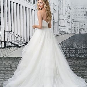 Justin Alexander Wedding dress